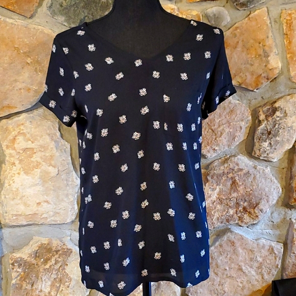 Maurices Polyester Zip Back Tee - Picture 1 of 7